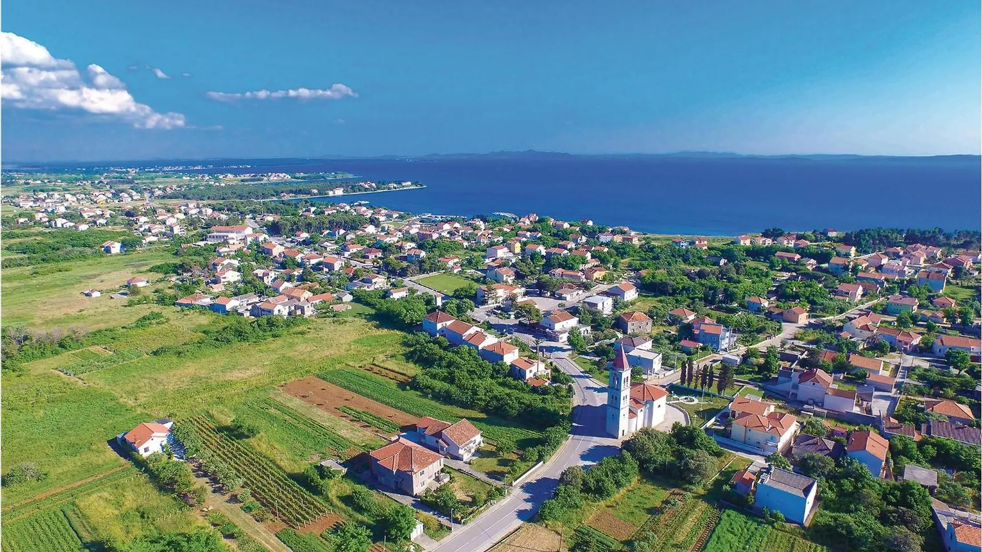 Holiday home 4 Bedroom Lovely Home In Zadar