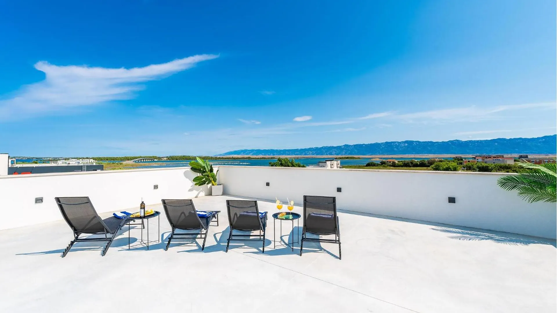 4 Bedroom Lovely Home In Zadar