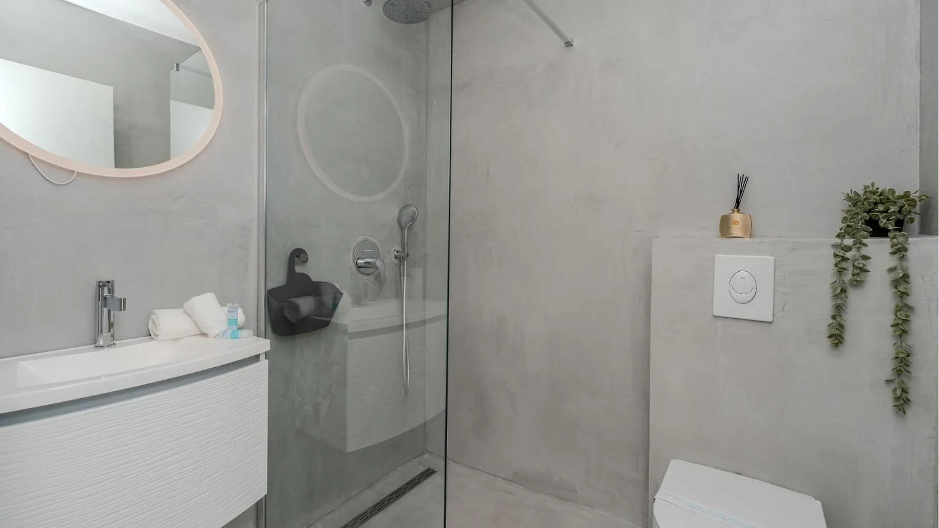 4 Bedroom Lovely Home In Zadar 0*,  Croatia